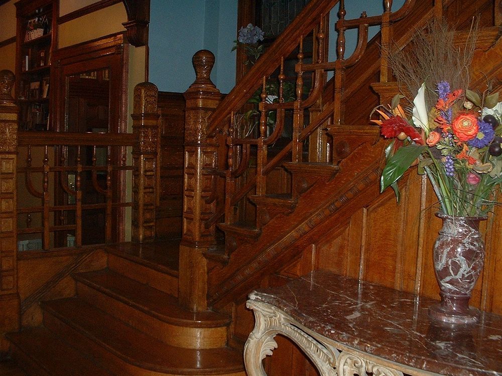 Welcome Inn Manor Чикаго Экстерьер фото