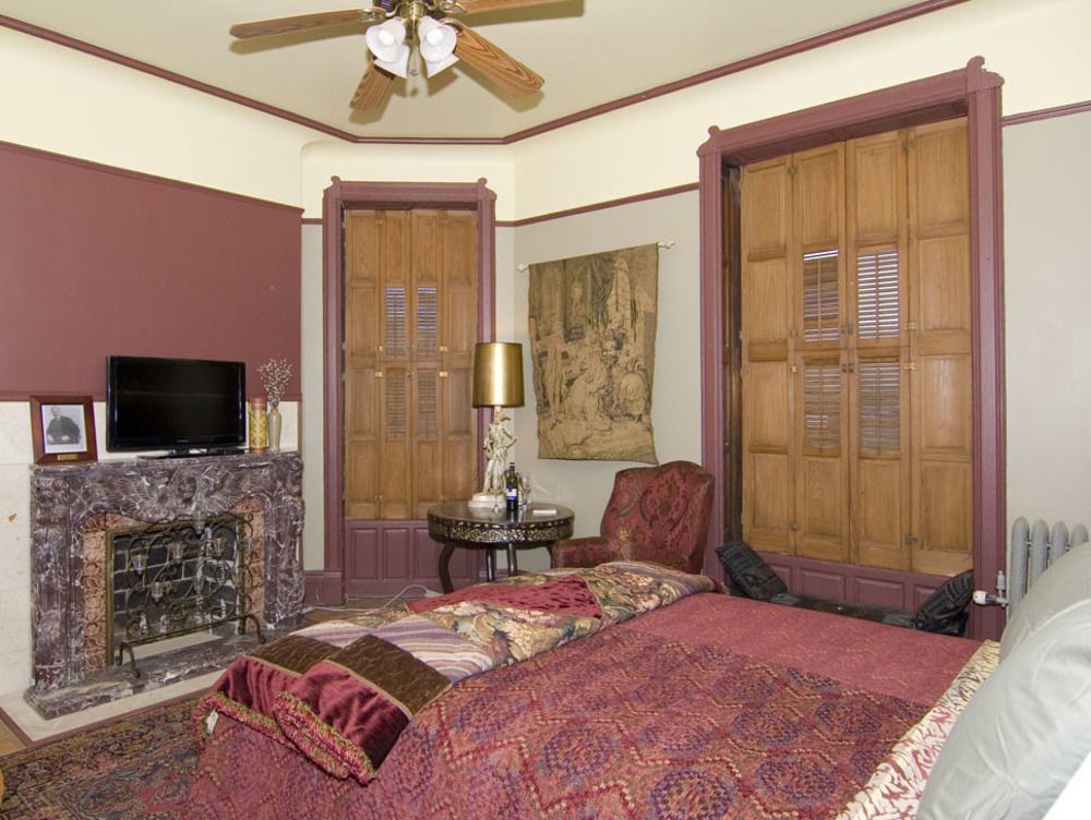 Welcome Inn Manor Чикаго Экстерьер фото