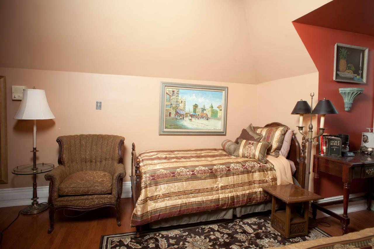 Welcome Inn Manor Чикаго Экстерьер фото